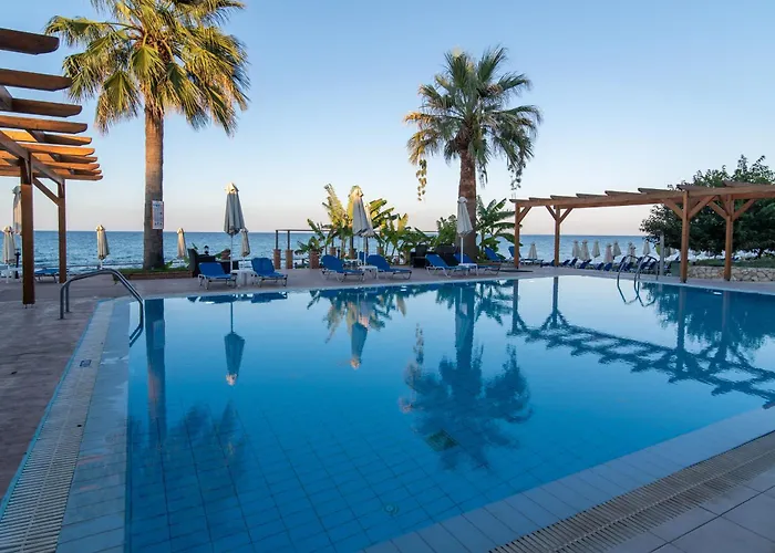 Belussi Beach Hotel & Suites